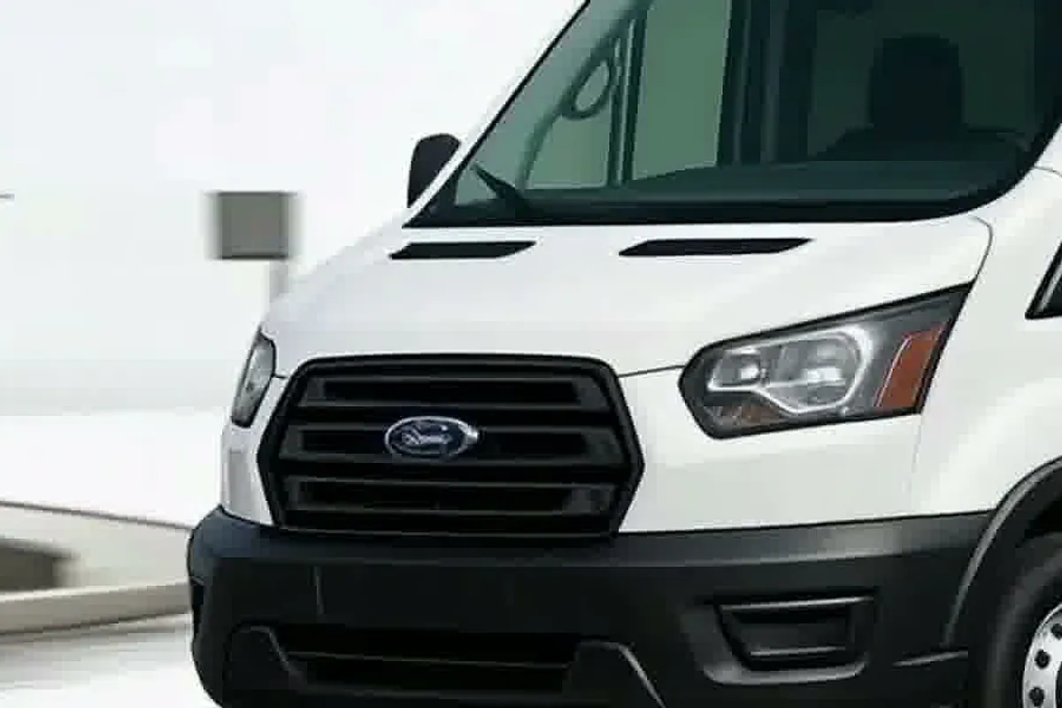 Front of a Health & Wealth Legacy transport van